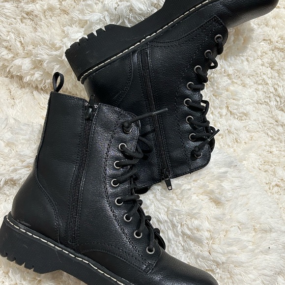 ๐ฅCาาOาาMาาBาาAาาTาา าBาาOาาOาาTาาSาา ๐ฅ - Picture 4 of 7